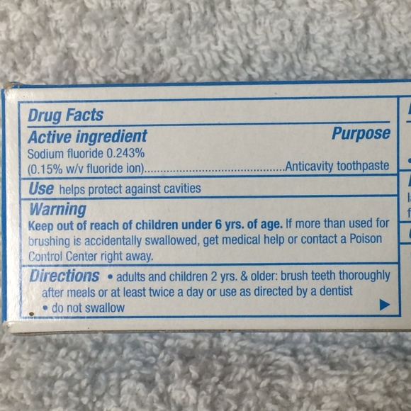 3 Crest Kids Cavity Protection Fluoride Toothpaste - Picture 6 of 8